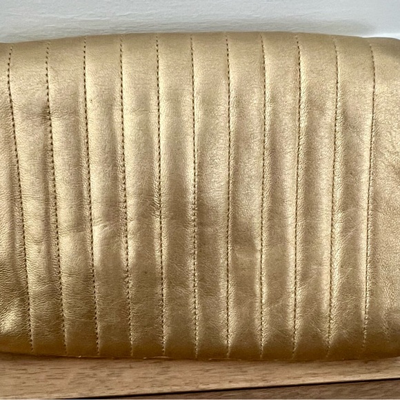 CHANEL Gold Lambskin Clutch/Purse with pearl/gold “CC” - Picture 2 of 12